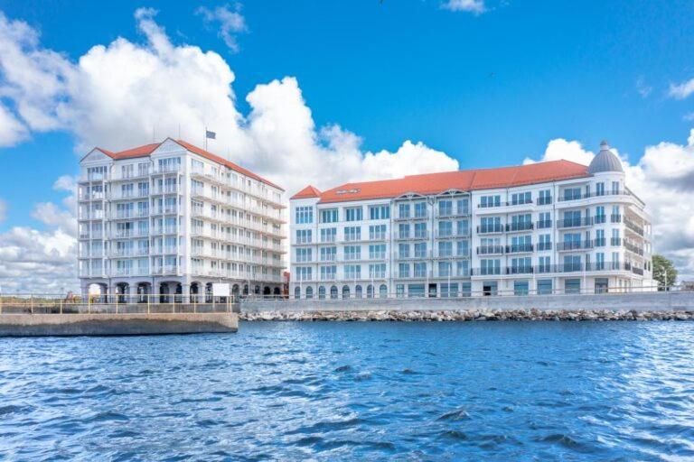 Marina Royale Darlowo - Apartamenty Ultra Mar Nad Morzem Дарлувко Экстерьер фото