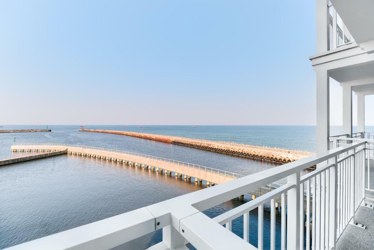 Marina Royale Darlowo - Apartamenty Ultra Mar Nad Morzem Дарлувко Экстерьер фото