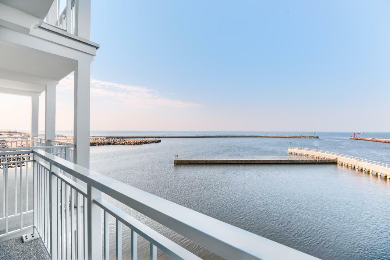 Marina Royale Darlowo - Apartamenty Ultra Mar Nad Morzem Дарлувко Экстерьер фото